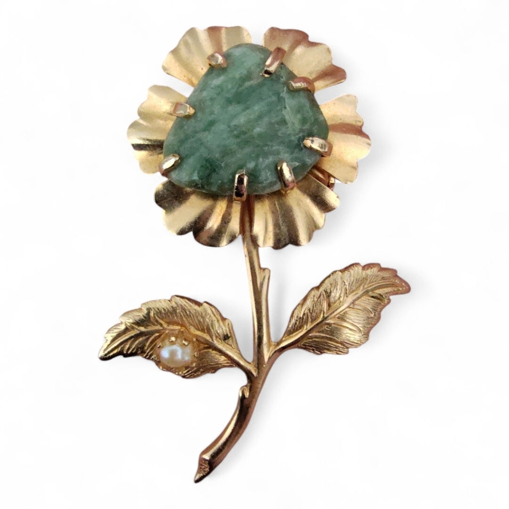 Vintage Gold-Tone Flower Brooch with Green Stone & Faux Pearl Accent